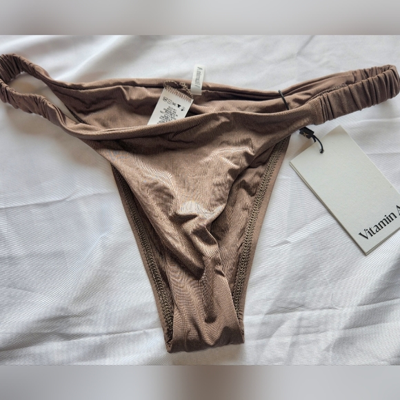 VITAMIN A CARMEN SIDE RIBBED BIKINI BOTTOM, M NWT - Picture 2 of 5